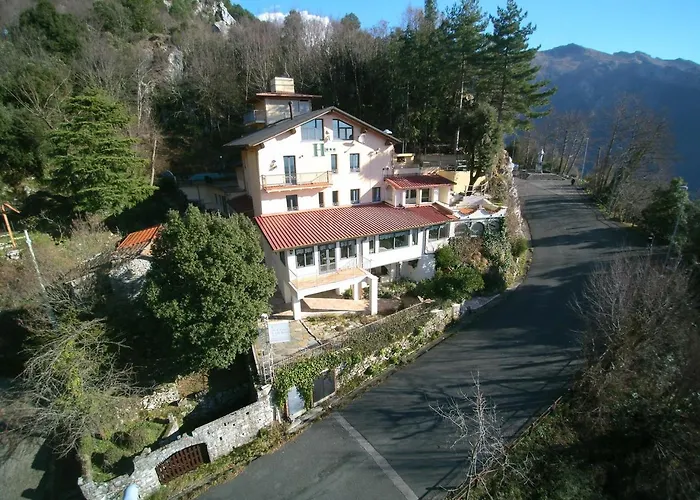 Il Cuore Delle Apuane ホテル Antona